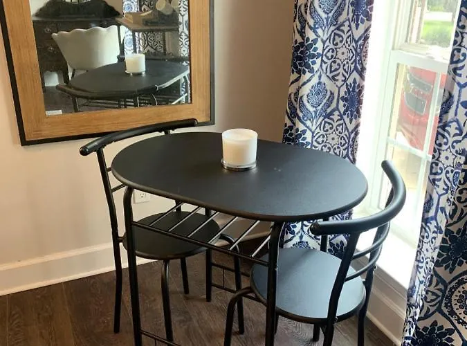Gasthof Beautiful Private In Upscale Neighborhood. Down The Road From Nature Park And Restaurants Etc.