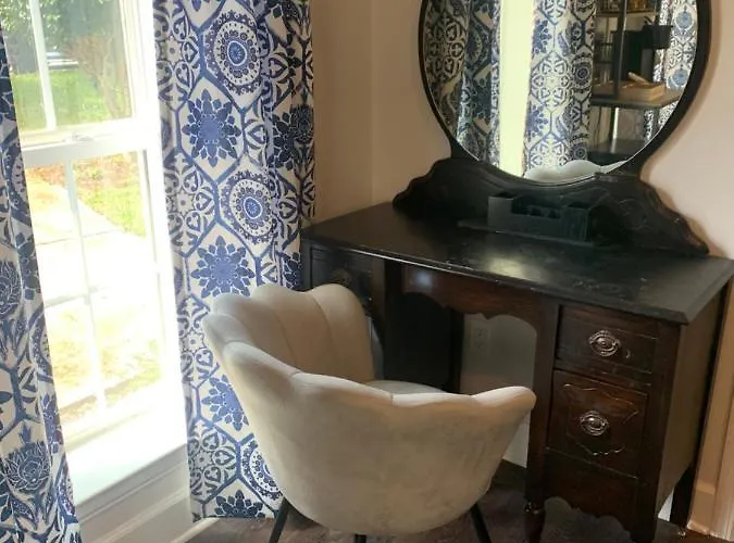 Beautiful Private In Upscale Neighborhood. Down The Road From Nature Park And Restaurants Etc. Gasthof