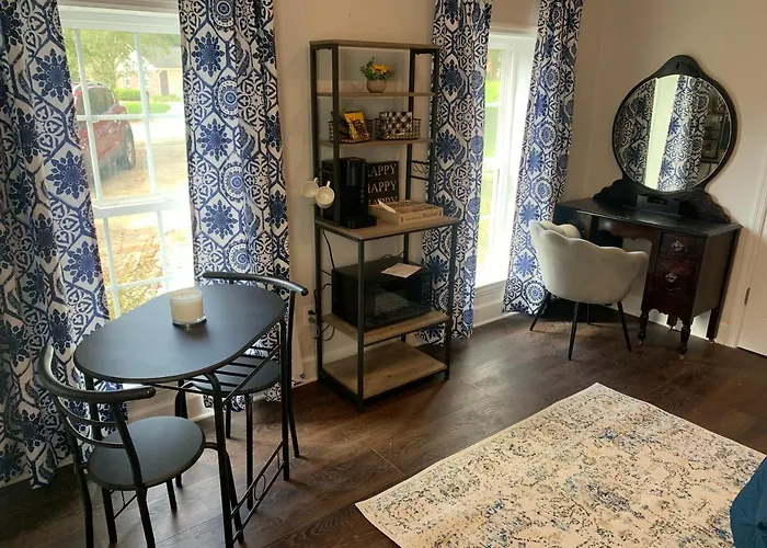 Beautiful Private In Upscale Neighborhood. Down The Road From Nature Park And Restaurants Etc. Gasthof